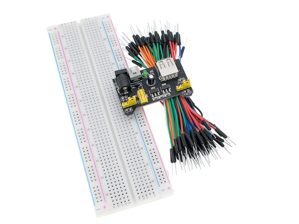 Kit Protoboard, cables y alimentador.